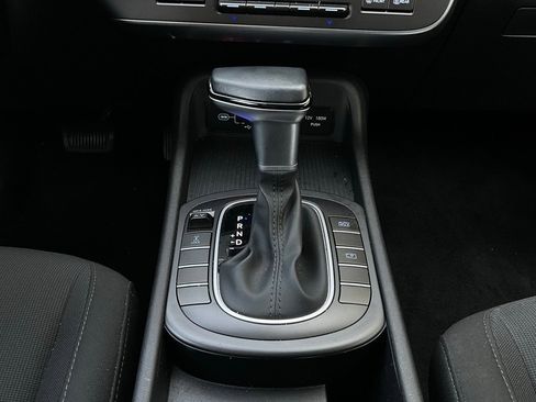 Used 2025 Hyundai Kona SEL image 23