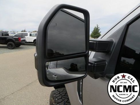 Used 2020 Ford F250 Lariat image 28