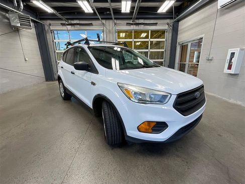 Used 2017 Ford Escape S FWD image 7