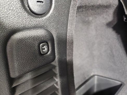 Certified 2024 Dodge Durango GT image 29