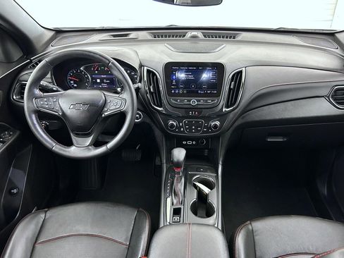 Used 2022 Chevrolet Equinox RS w/ RS Leather Package image 12