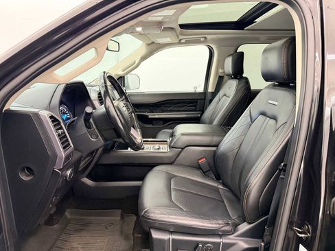 Used 2021 Ford Expedition Platinum image 16
