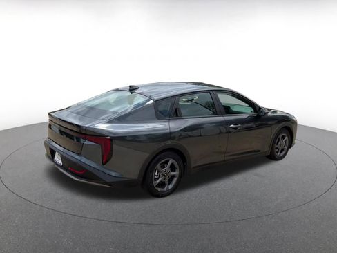 Used 2025 Kia K4 LXS FWD image 15