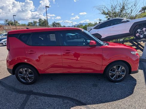 Used 2021 Kia Soul S FWD image 6
