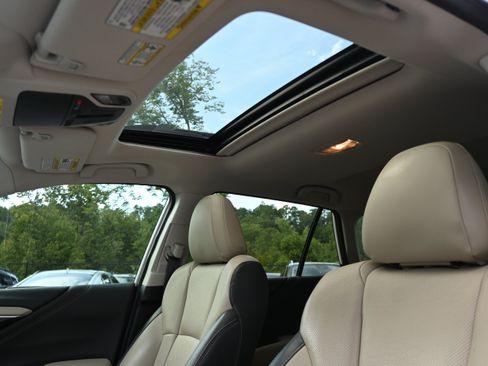 Used 2020 Subaru Outback Limited AWD/4WD image 30
