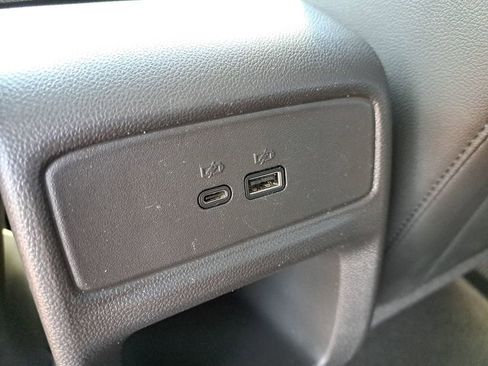 Used 2025 Chevrolet Trax ACTIV w/ Sunroof Package image 9