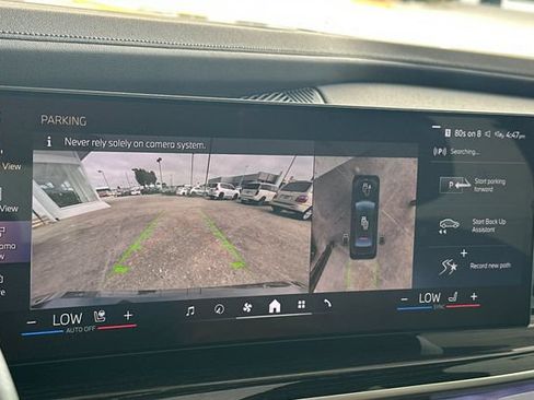 Used 2025 BMW i7 xDrive60 w/ Executive Package AWD/4WD image 23