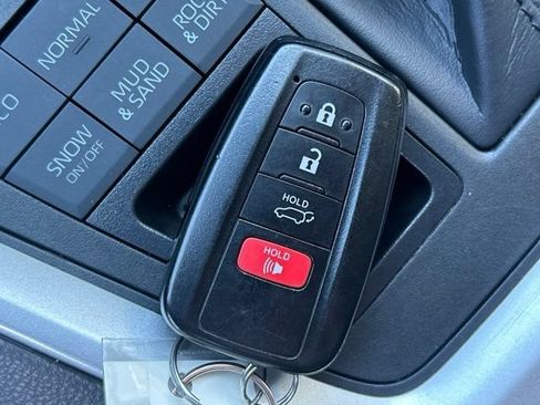 Used 2023 Toyota RAV4 XLE w/ Convenience Package AWD/4WD image 84