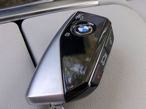 New 2027 BMW X7 xDrive40i w/ M Sport Package AWD/4WD image 29