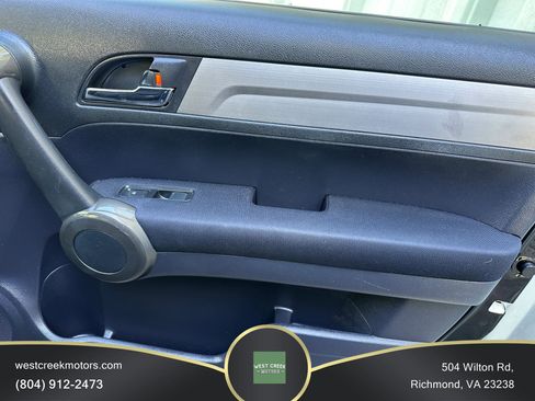 Used 2011 Honda CR-V SE image 16