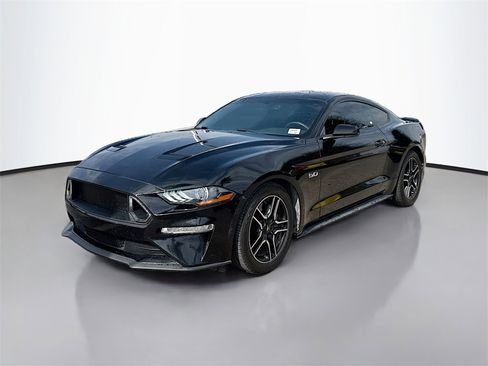 Used 2019 Ford Mustang GT image 3
