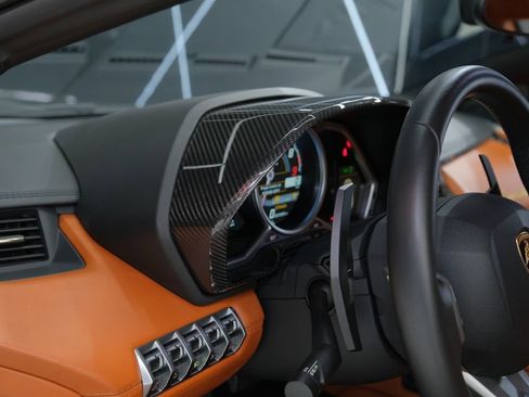 Used 2017 Lamborghini Aventador LP 700-4 image 29