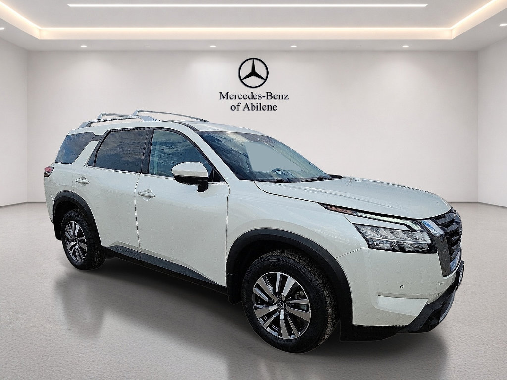Used 2024 Nissan Pathfinder SL FWD image 10