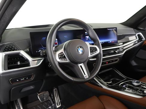 Used 2025 BMW X7 M60i w/ Executive Package AWD/4WD image 33
