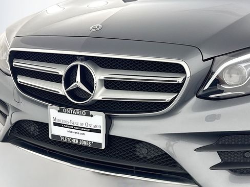 Used 2019 Mercedes-Benz E 300 image 12