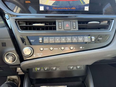 Used 2023 Lexus ES 350 w/ Premium Package image 30
