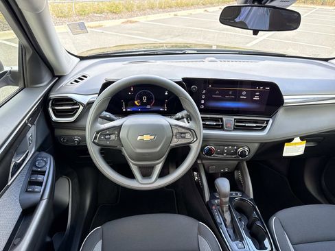 Used 2026 Chevrolet TrailBlazer LS w/ LS Confidence Package image 13