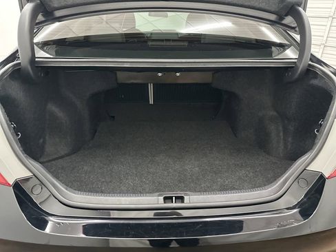 Used 2015 Toyota Camry XLE FWD image 24