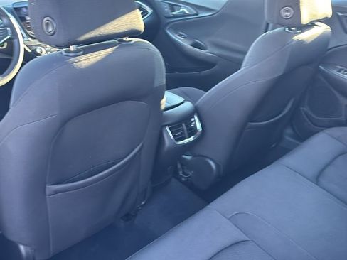 Used 2020 Chevrolet Malibu LT image 31
