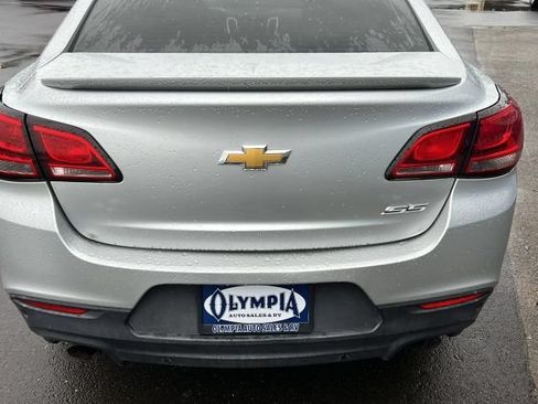 Used 2014 Chevrolet SS RWD image 9