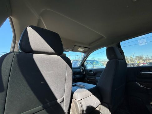 Used 2020 GMC Sierra 1500 SLE w/ X31 Off-Road Package image 28