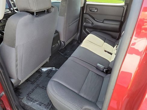 Certified 2023 Nissan Frontier SV w/ SV Convenience Package image 20