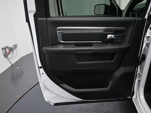 Used 2024 RAM 1500 Classic Warlock image 15