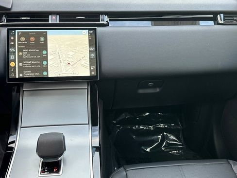 Used 2025 Land Rover Range Rover Velar S image 29