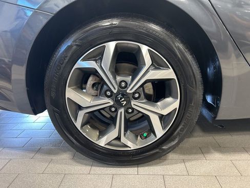 Certified 2020 Kia Forte LXS image 27