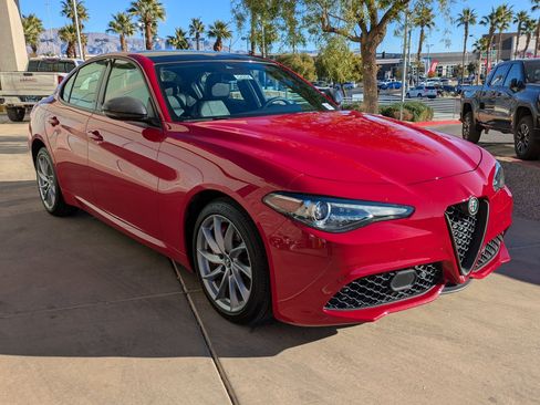 Used 2022 Alfa Romeo Giulia Sprint image 8