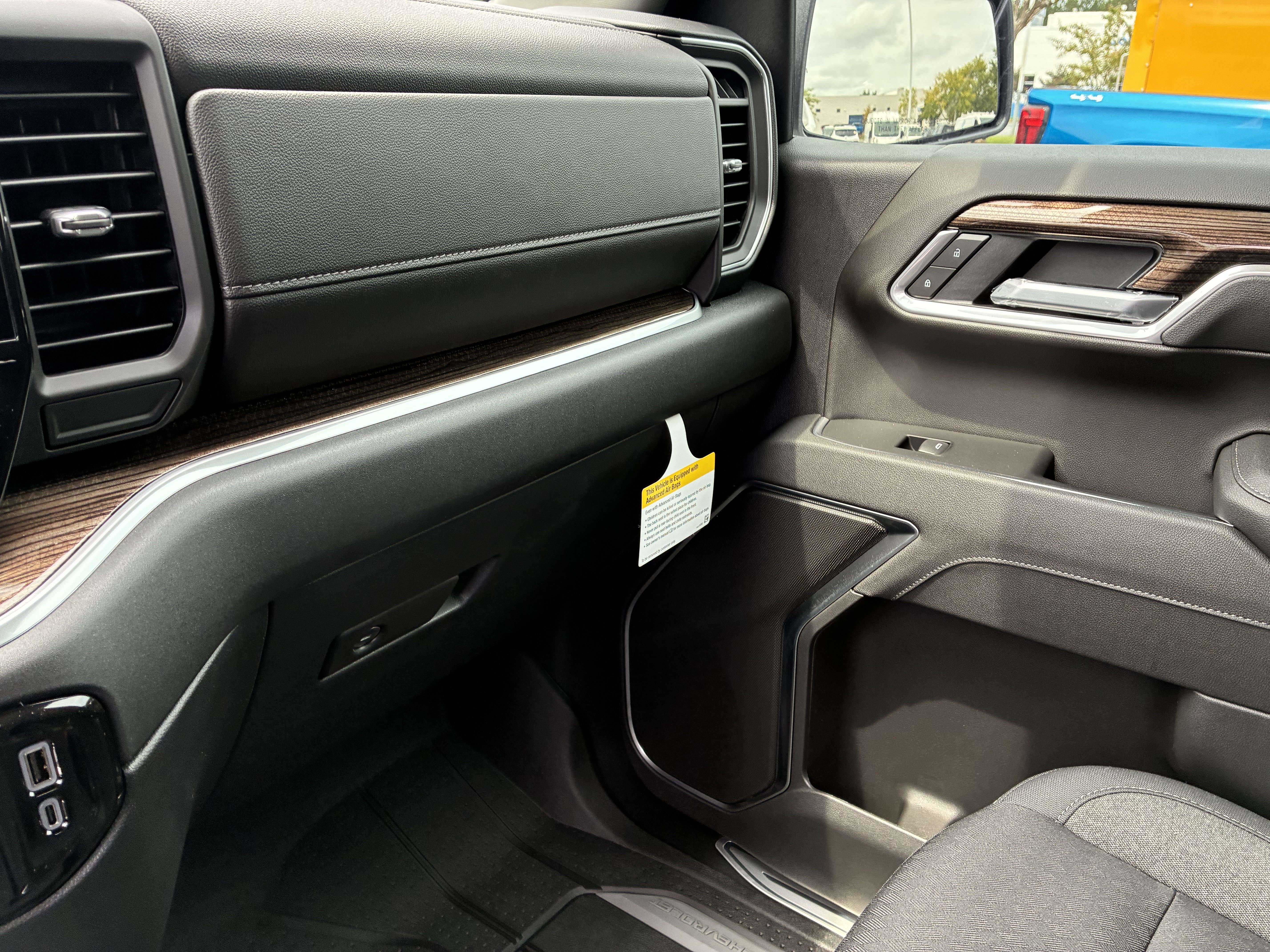 New 2026 Chevrolet Silverado 1500 RST w/ Convenience Package II AWD/4WD image 36