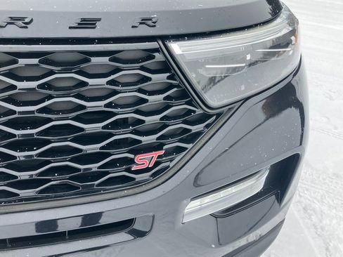 Used 2020 Ford Explorer ST w/ ST Street Pack image 29