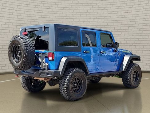 Used 2016 Jeep Wrangler Unlimited Rubicon AWD/4WD image 5