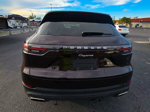 Used 2019 Porsche Cayenne AWD/4WD image 4