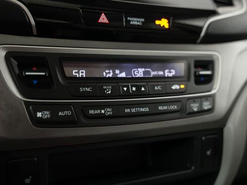 Used 2021 Honda Pilot Special Edition image 23