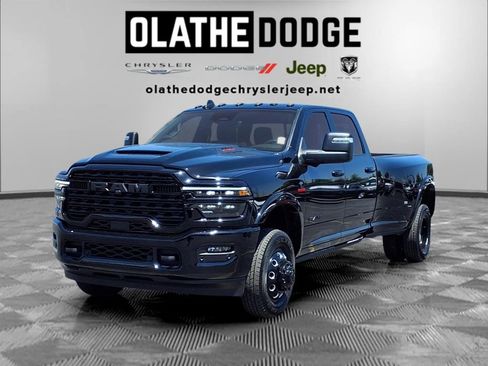 Certified 2025 RAM 3500 Limited AWD/4WD image 1