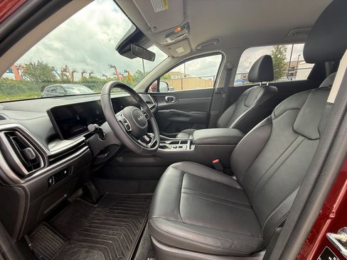 Used 2024 Kia Sorento S FWD image 10