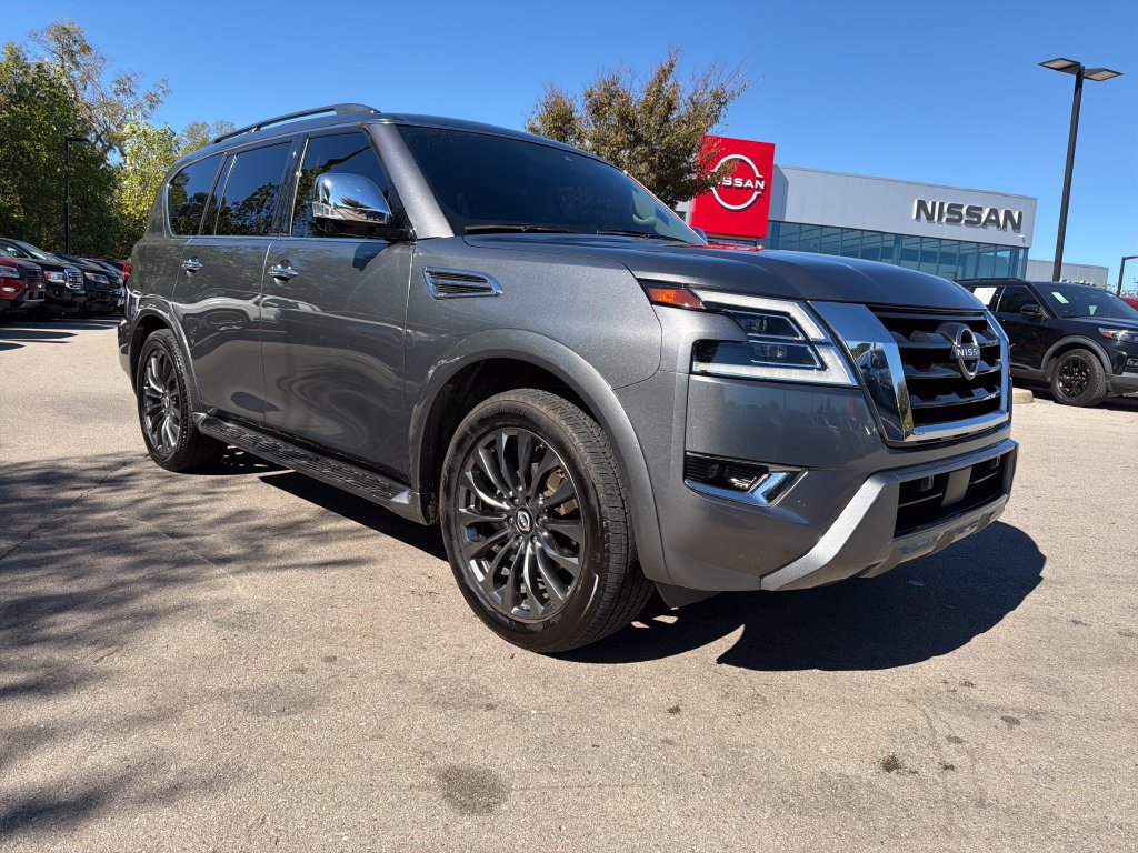 Used 2023 Nissan Armada Platinum w/ Captain's Chairs Package RWD image 2