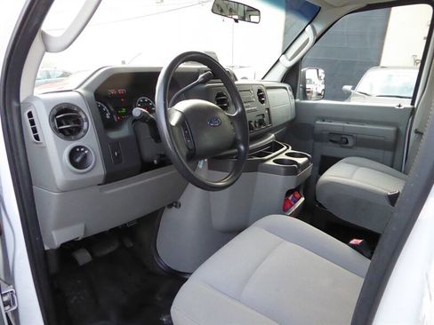 Used 2013 Ford E-350 and Econoline 350 XL image 15