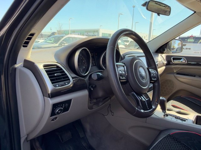 Used 2011 Jeep Grand Cherokee Laredo AWD/4WD image 9
