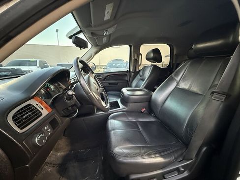 Used 2013 Chevrolet Tahoe LT image 23