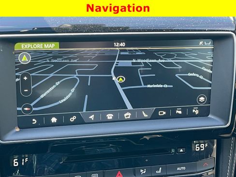 Used 2017 Jaguar F-PACE S image 11