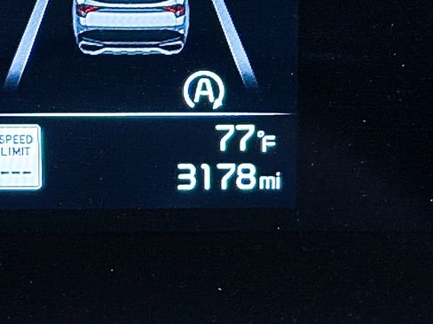 Used 2025 Kia Sportage EX w/ Premium Package image 34