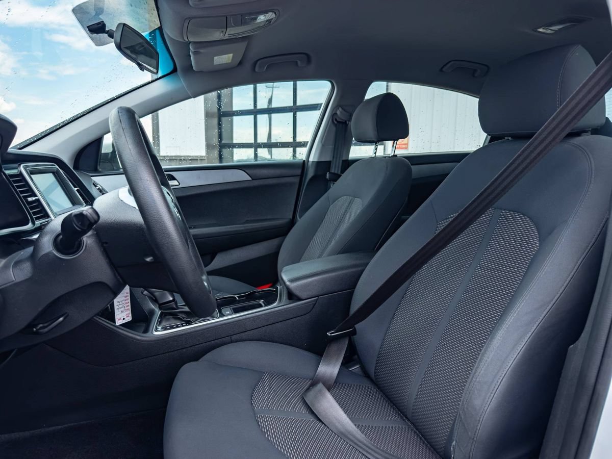 Used 2018 Hyundai Sonata SE FWD image 7