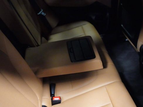 Used 2023 BMW X3 xDrive30i w/ Premium Package w/ZPA image 9