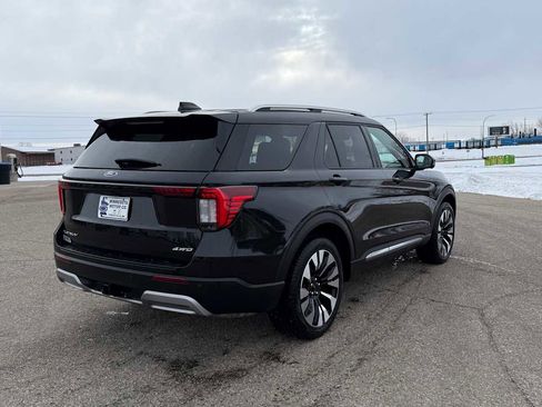 Used 2025 Ford Explorer Platinum w/ LUX Leather Package image 4