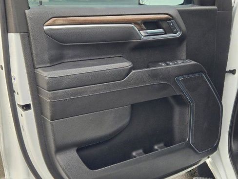 Used 2023 Chevrolet Silverado 1500 RST image 22