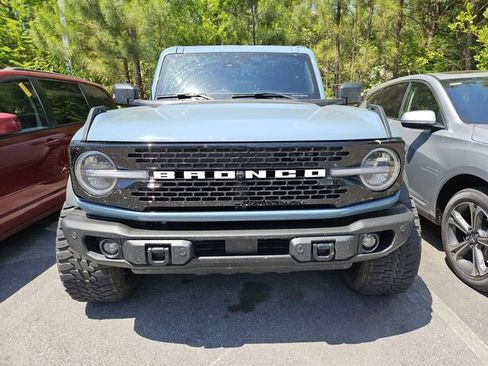 Used 2023 Ford Bronco Wildtrak image 3