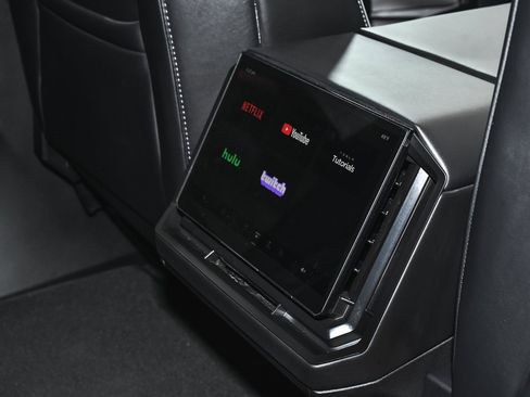 Used 2025 Tesla Cybertruck AWD Crew Cab image 59