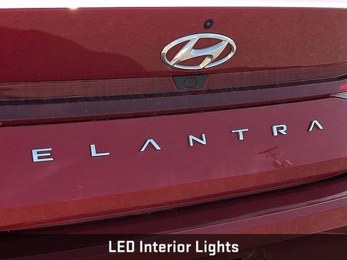 Used 2023 Hyundai Elantra SEL w/ Convenience Package FWD image 23